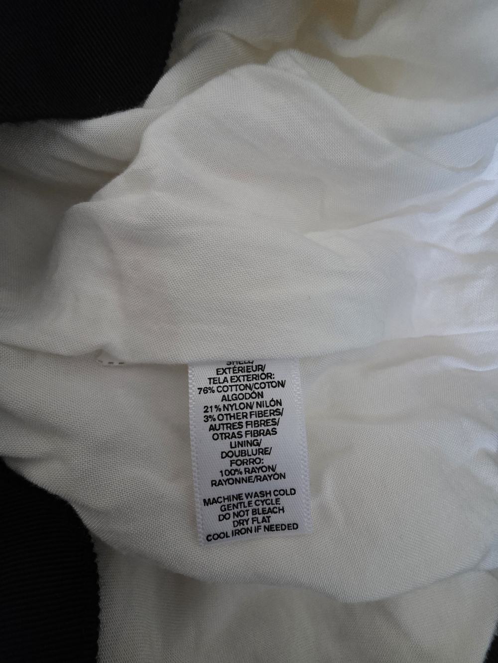LOFT, Size 2 -Cream Lace A-Line Skirt with Black Waistband - Picture 4 of 6